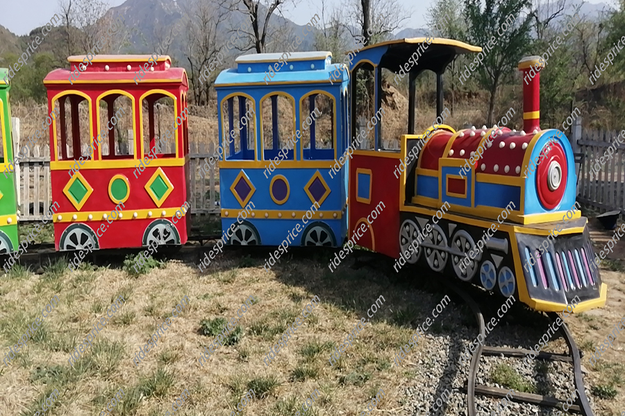 amusement track train rides